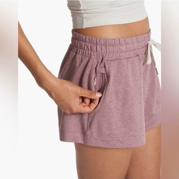 Vuori Halo Performance Dreamknit Shorts - Picture 3 of 12